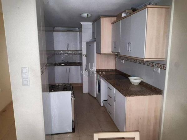Venta de piso en Calle Miguel Pérez, 22, San Miguel de Salinas
thumbnail 1