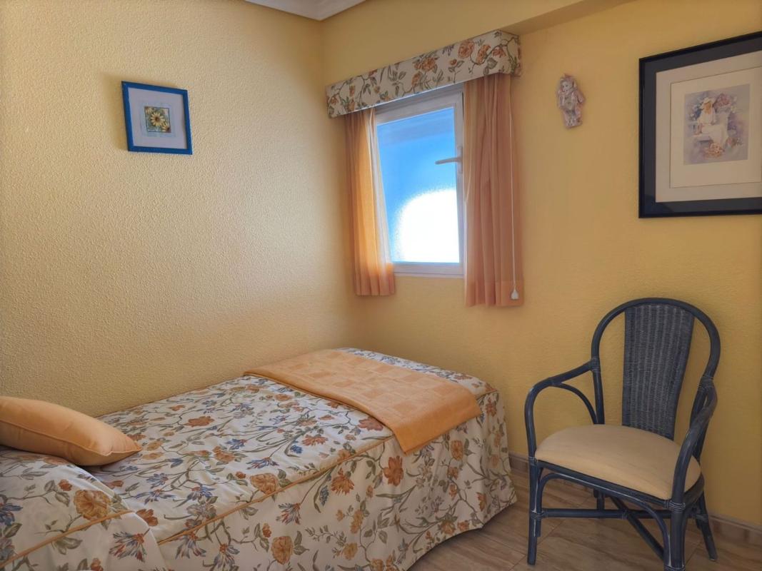 Venta de piso en Avenida del Mediterráneo, Benidorm
photo 2