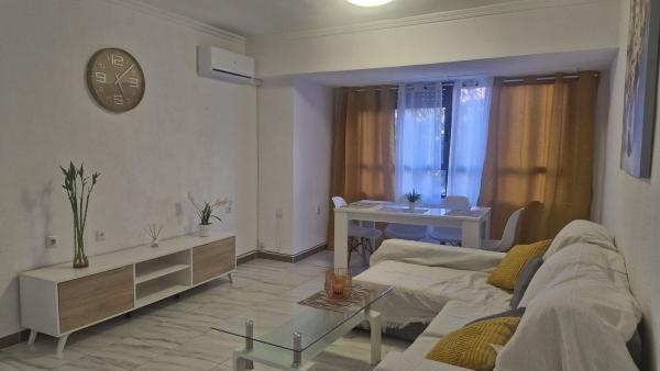 Продажа квартиры на Plaza Navarro Rodrigo, Аликанте / Алакант
thumbnail 1