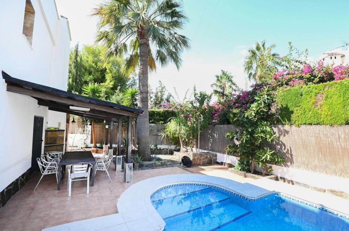Sale of independent chalet in Cometa-Carrió, Calpe
 photo 2