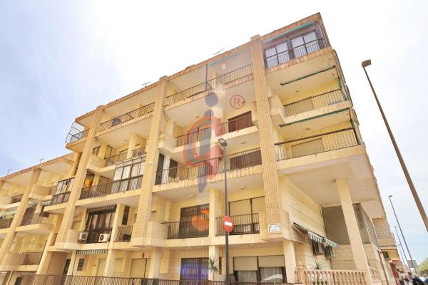 Дуплекс на продажу в Avenida de Cervantes, 5, Гуардамар-дель-Сегура photo 1