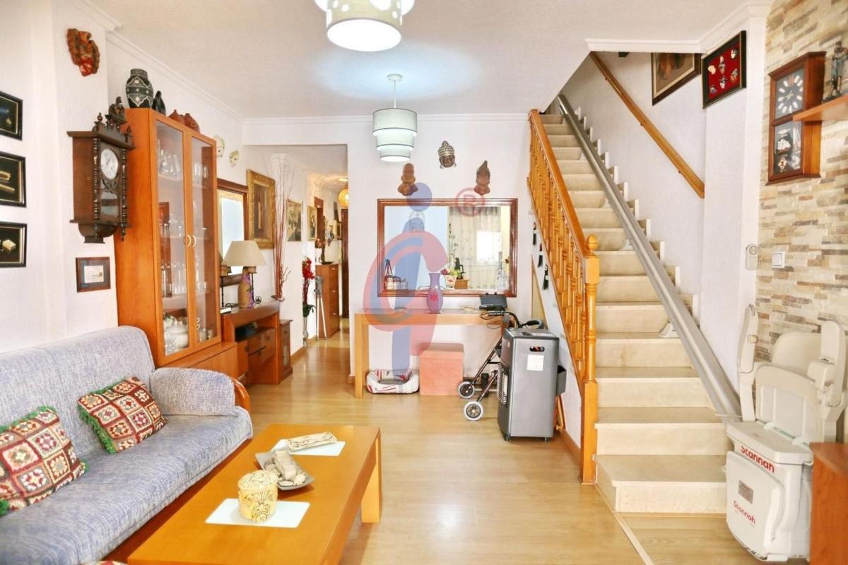 Продажа дуплекса на Avenida de Cervantes, 5, Гуардамар-дель-Сегура photo 2
