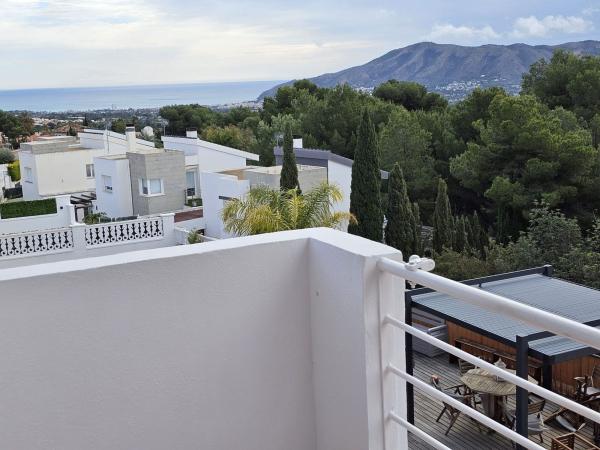 Casa independiente en avenida Serra D'Aitana photo 3