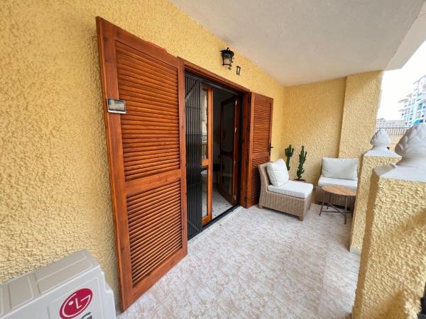 Estudio en venta en Avenida Bélgica, Torrevieja photo 2