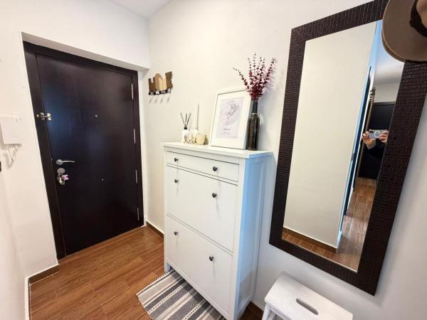 Sale of flat in Calle Lira, Alicante
thumbnail 2