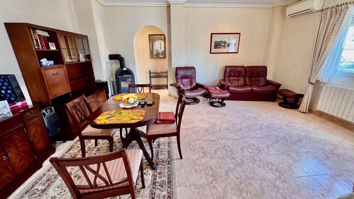 Sale of independent chalet in Benferri, Benferri
photo 3
