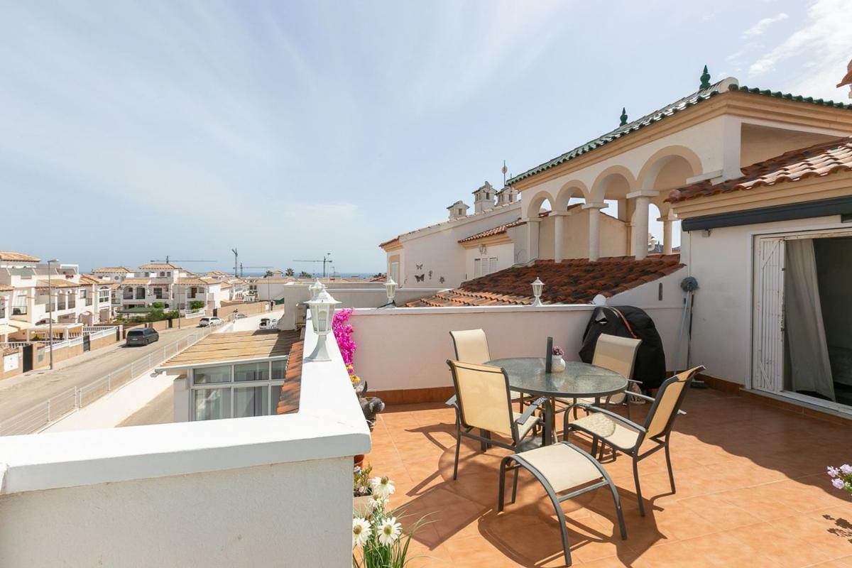 Venta de duplex en Calle Pino Piñonero, Orihuela photo 3