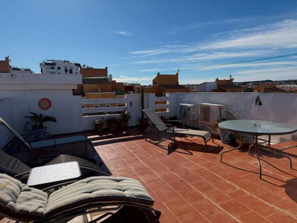 Venta de piso en Barrio Zona Lago - Los Almendros, Orihuela
 photo 4