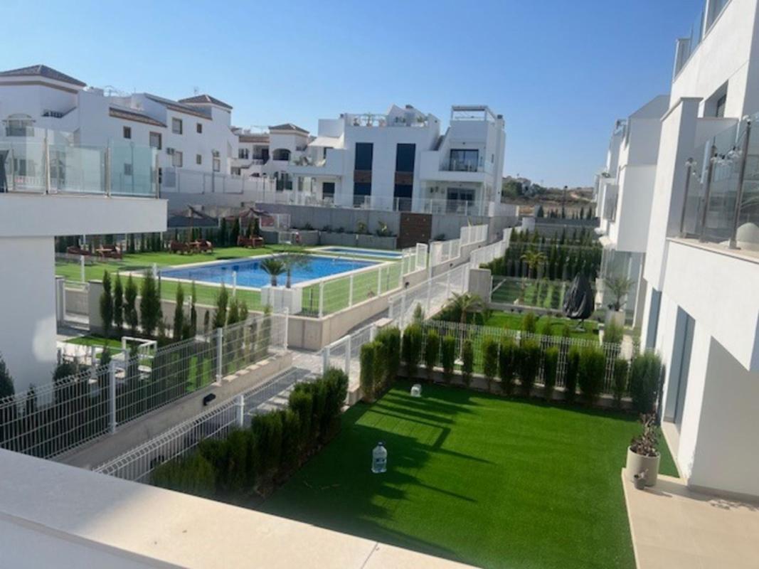 Venta de chalet independiente en Desamparados-Hurchillo-Torremendo, Orihuela
photo 2