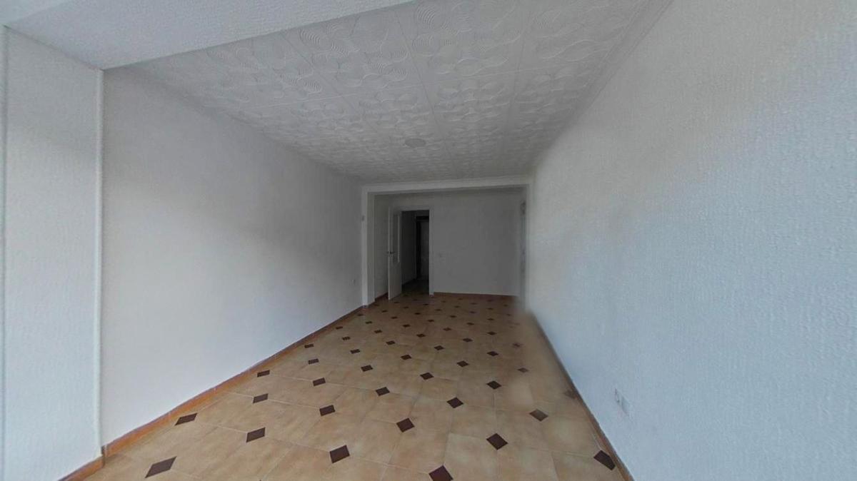 Sale of apartment in Calle Inmaculada del Pla, Alicante
photo 3