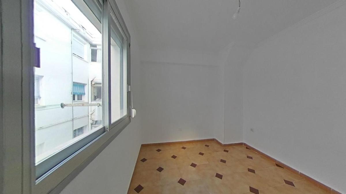 Sale of apartment in Calle Inmaculada del Pla, Alicante
photo 4