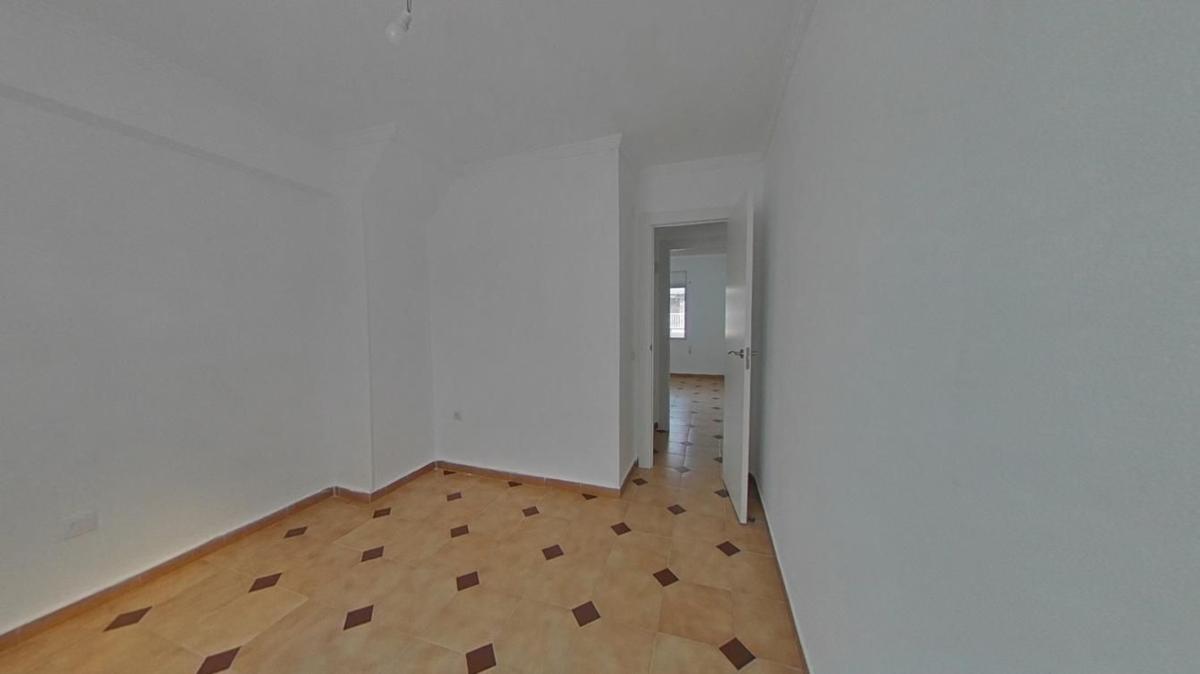 Sale of apartment in Calle Inmaculada del Pla, Alicante
photo 5