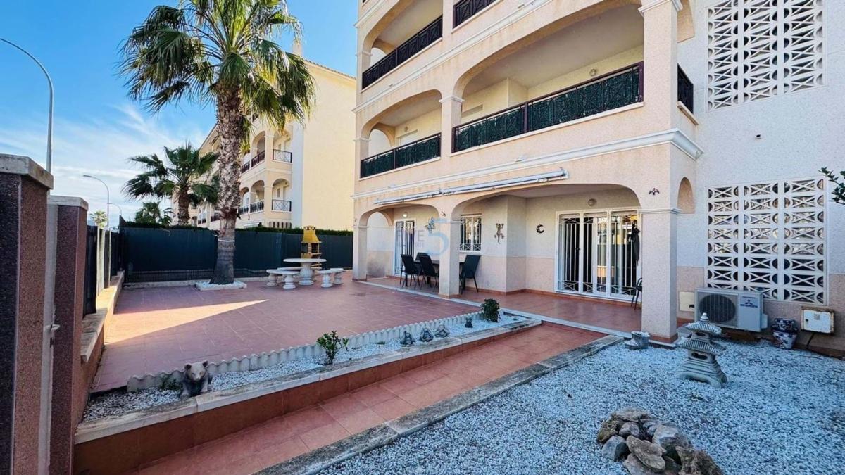 Venta de piso en Barrio Playa Flamenca, Orihuela
 photo 3