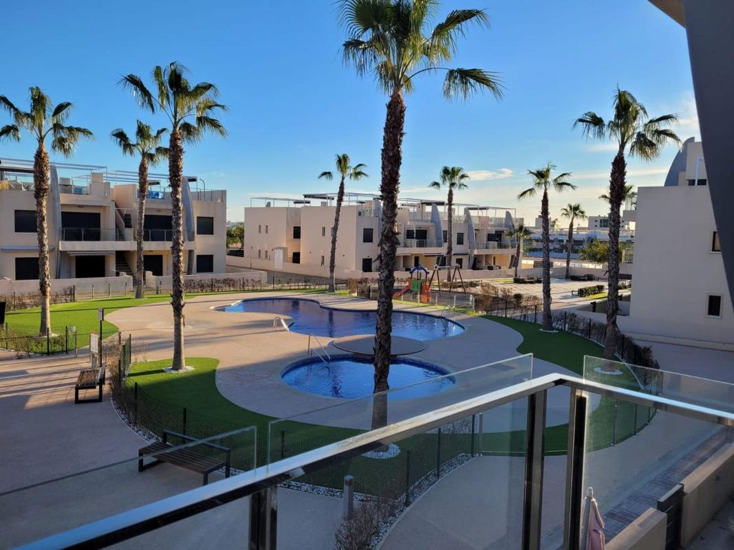 Sale of apartment in LEVANTE, 102, Pilar de la Horadada
photo 1
