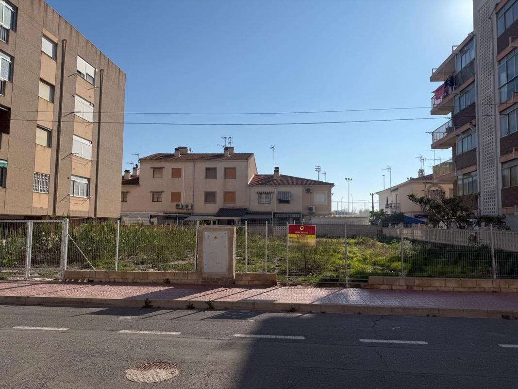 Obra nueva Hellín 22 en Santa Pola (Revista) photo 5