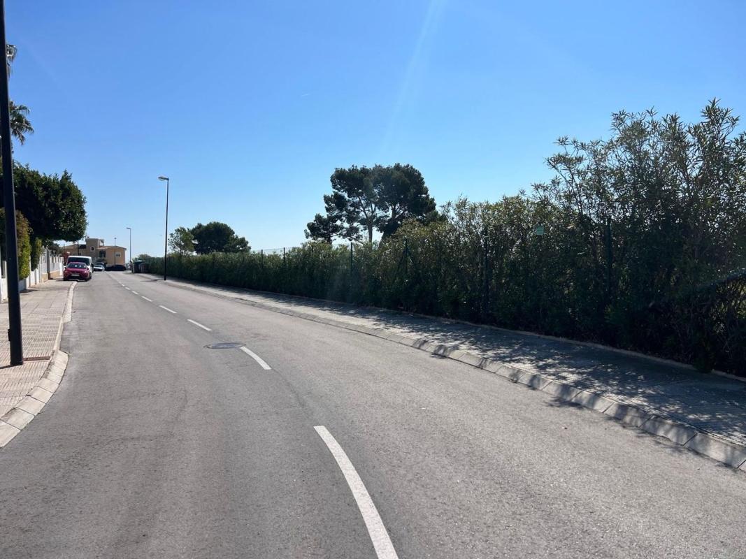 Terreno en venta en Alfaz del Pi, Alicante photo 3