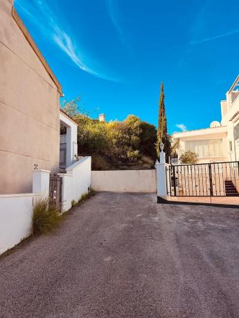 Terreno en Villamartin s/n photo 2