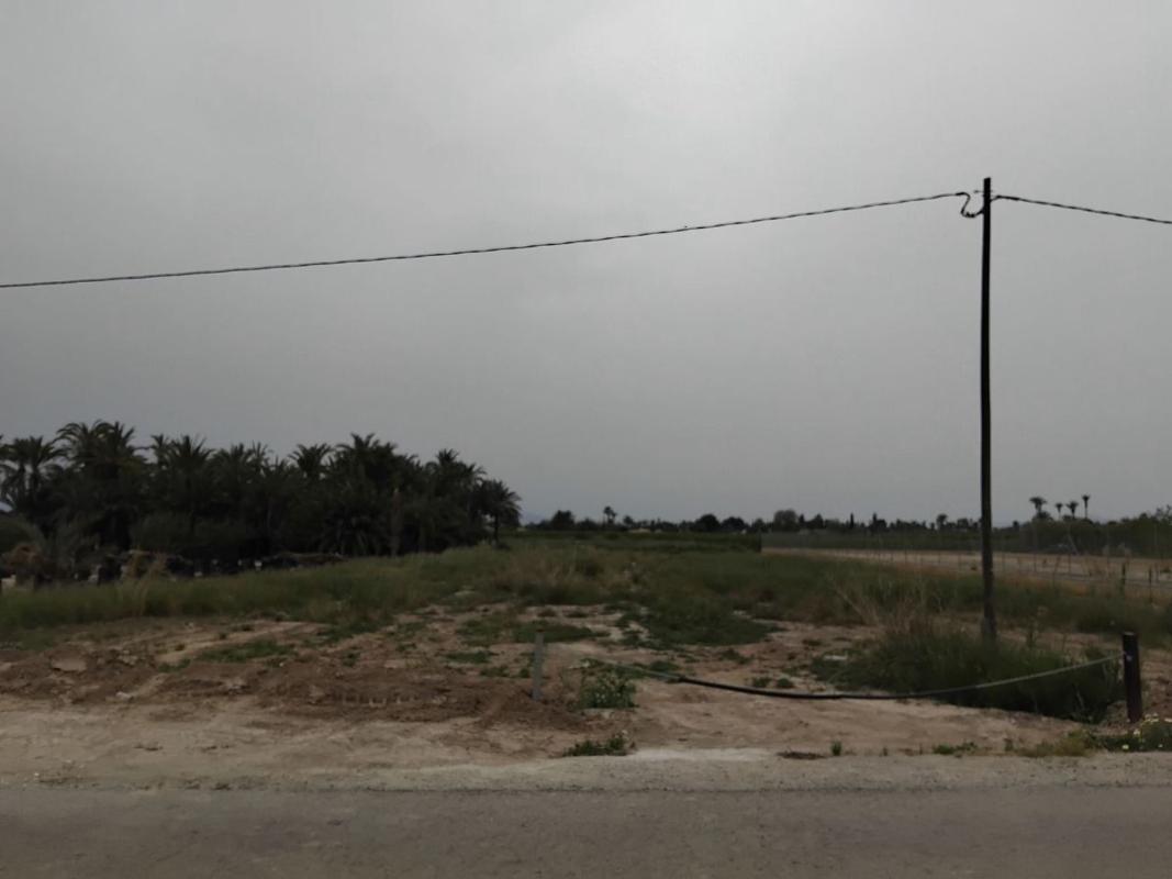 Terreno en venta en Elche / Elx, Alicante photo 1