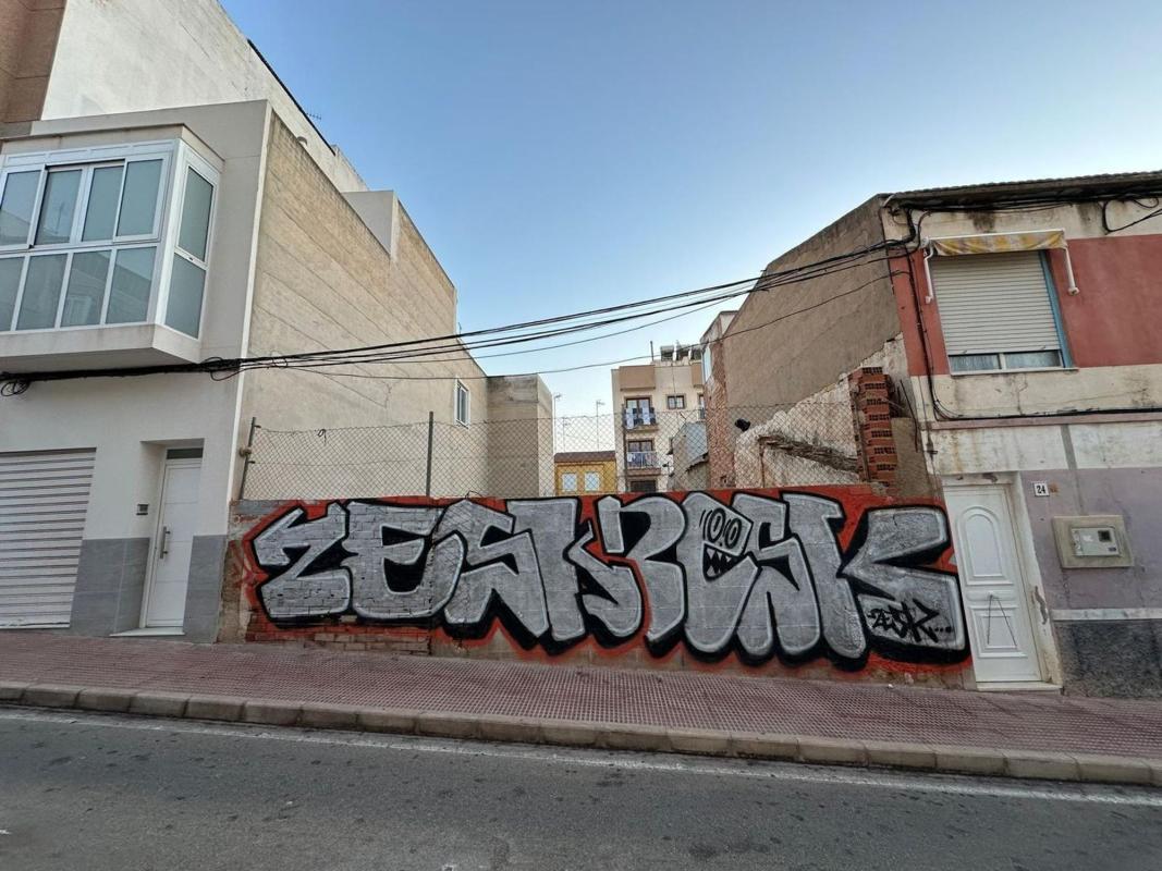 Działka na sprzedaż w Santa Pola, Alicante photo 1