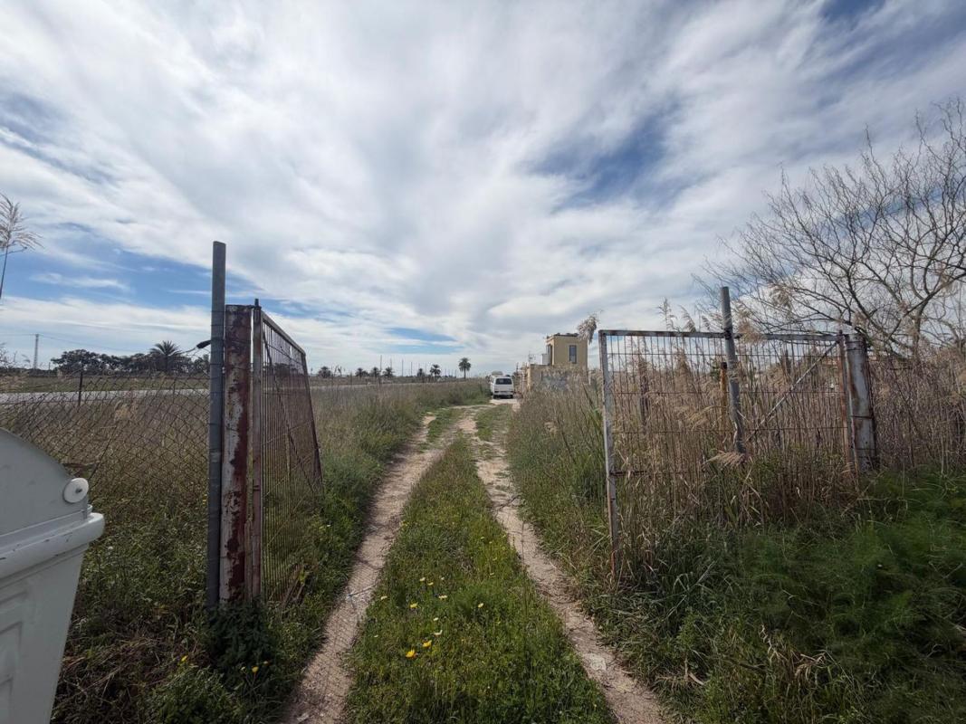 Terreno en venta en Elche / Elx, Alicante photo 4