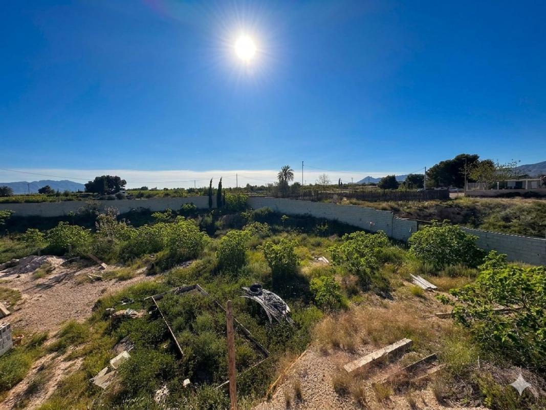 Terreno en venta en Orihuela, Alicante photo 1