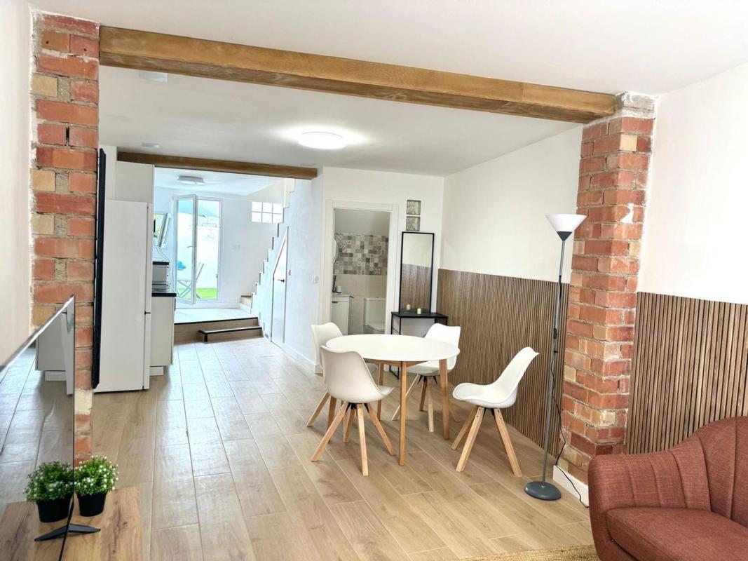 Properties for sale and rent in Spain photo 3