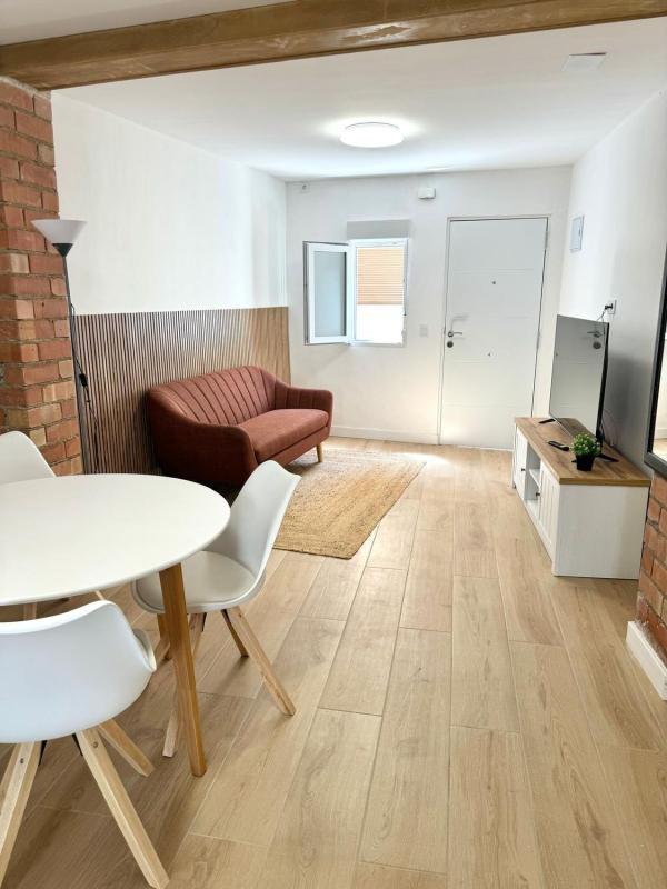 Properties for sale and rent in Spain photo 5