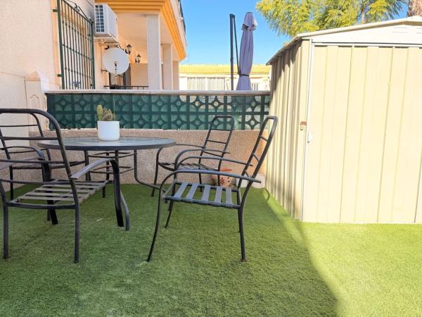 Venta de piso en Calle Guayana, Orihuela
thumbnail 2