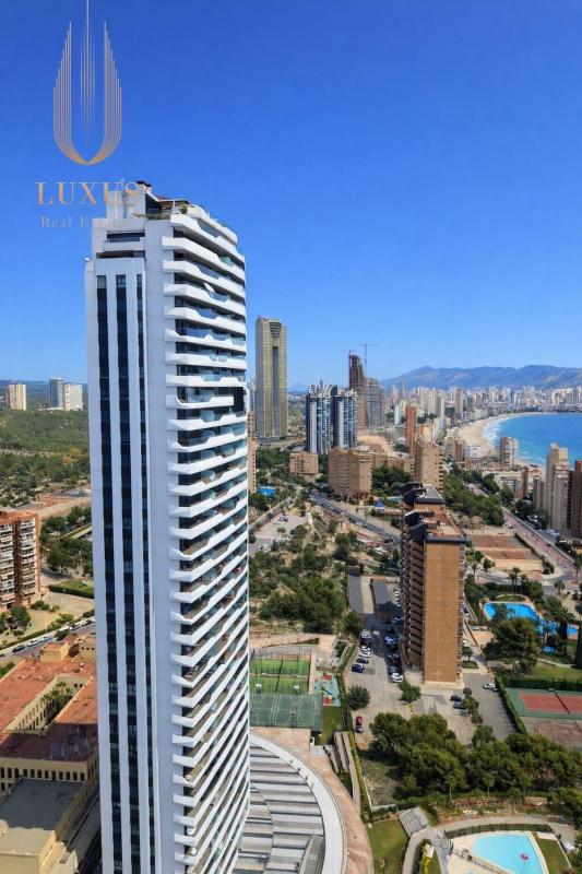Продажа квартиры на Avenida de Benissa, 2, Бенидорм
photo 1