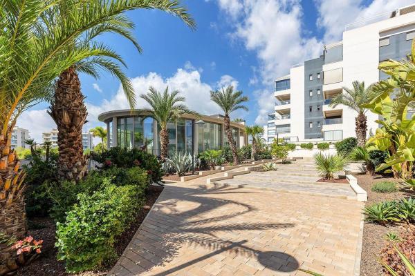 Venta de piso en Calle Vainilla s/n, Orihuela
thumbnail 1