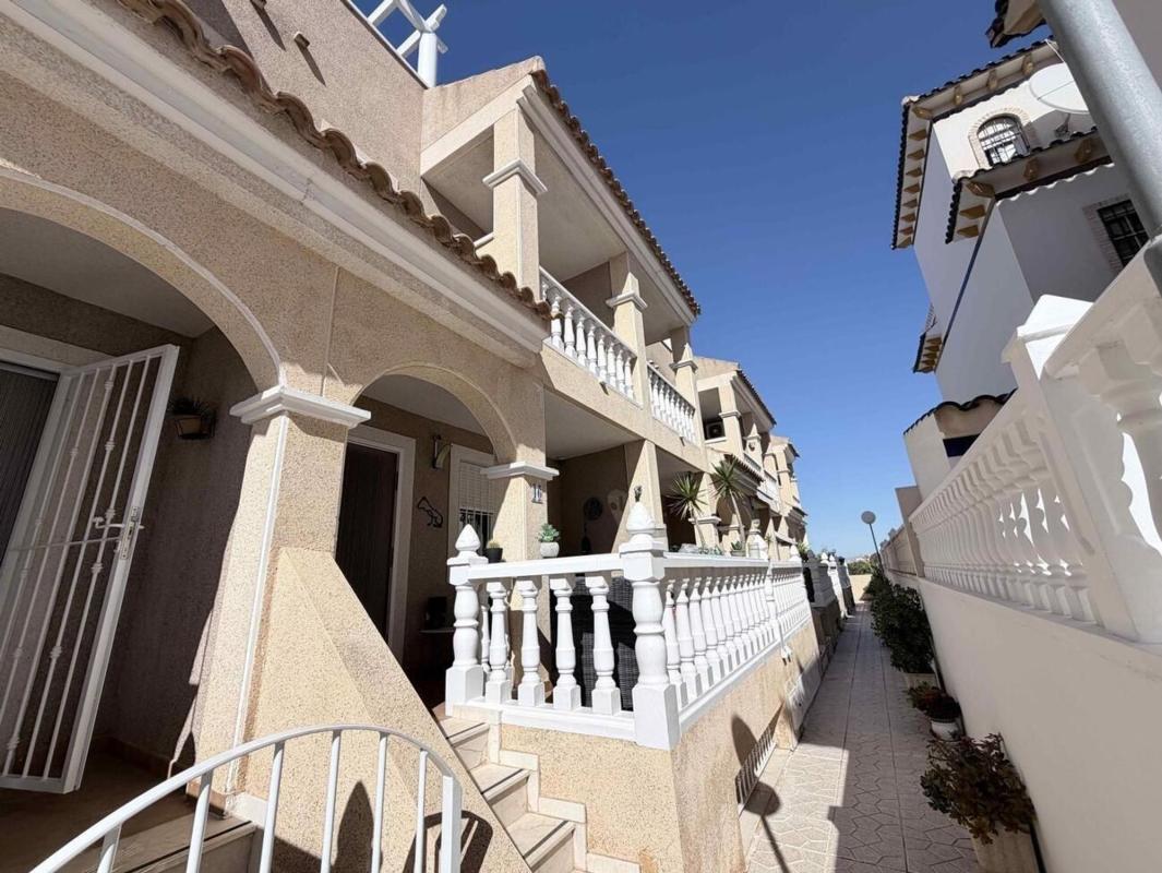 Venta de chalet independiente en Barrio Lomas de Cabo Roig, Orihuela
 photo 4