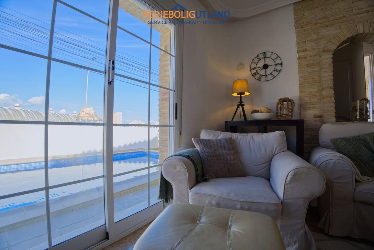 Продажа отдельного шале в  Avenida Torreblanca, 5, Торревьеха photo 4