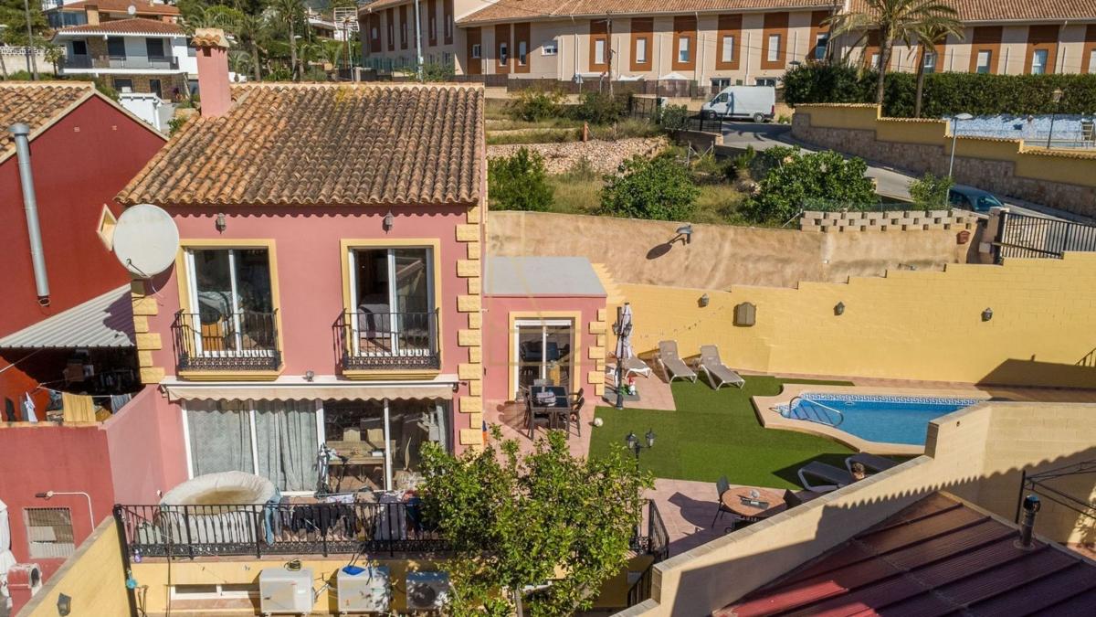 Sale of townhouse in  Carretera Carrescar de Parcent , La Nucia photo 3