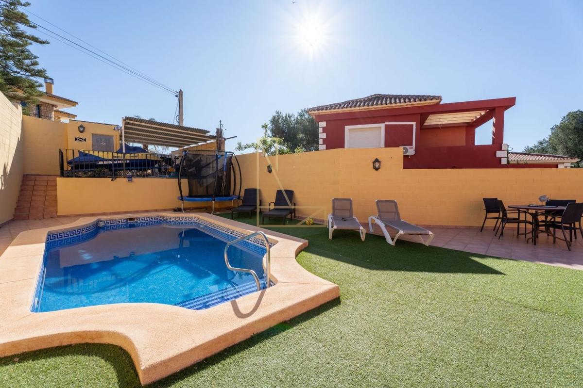 Sale of townhouse in  Carretera Carrescar de Parcent , La Nucia photo 5