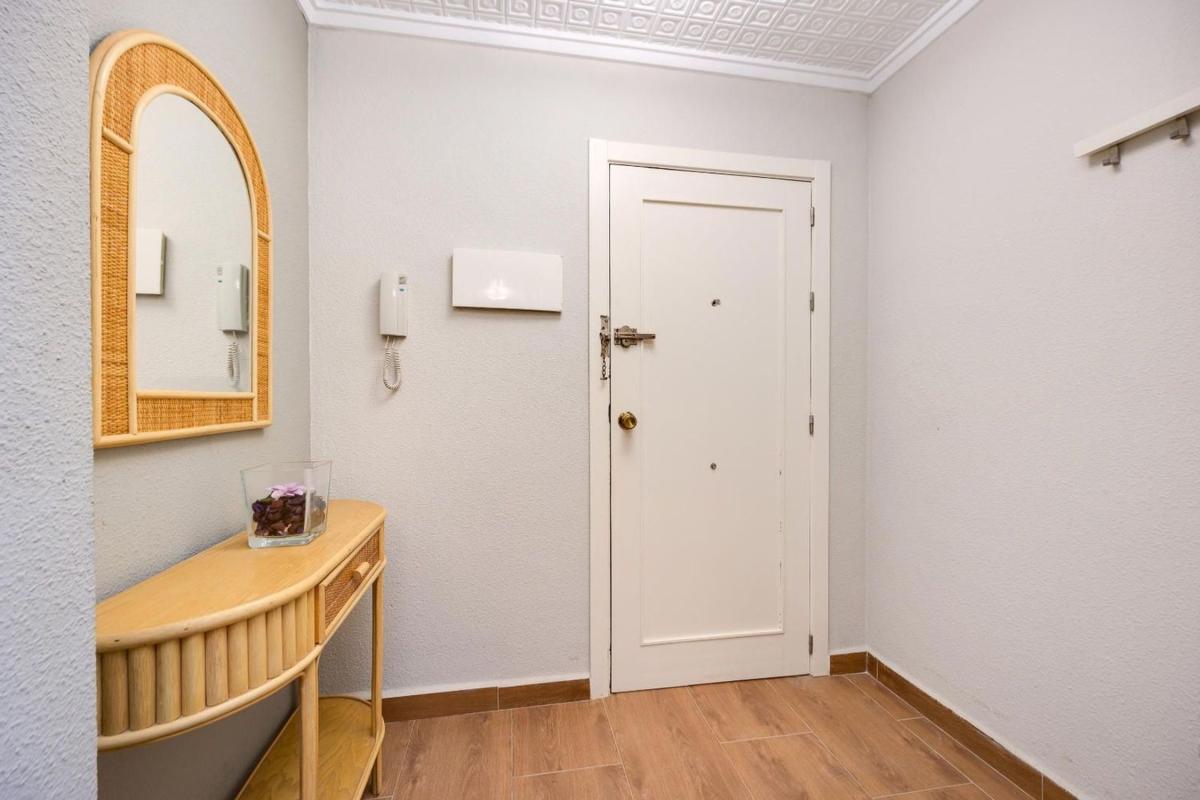 Продажа квартиры на Calle Guardamar, Торревьеха
photo 3