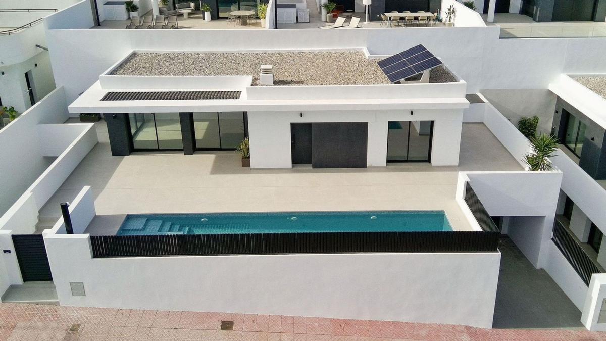 Venta de chalet independiente en Calle Laguna de Ruidera, Rojales
 photo 5