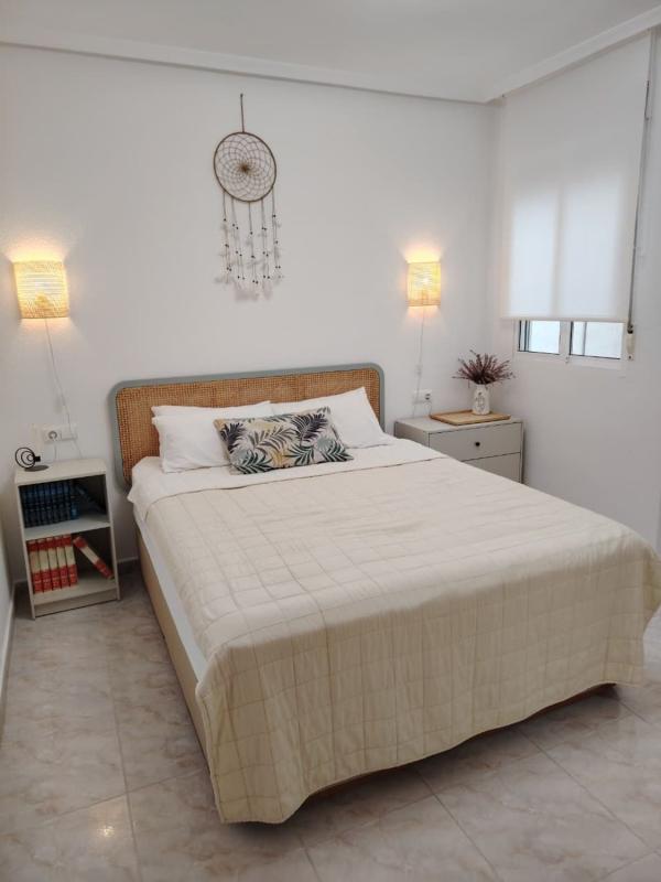 Sale of apartment in Calle Vicente Blasco Ibáñez, 114, Torrevieja
photo 2