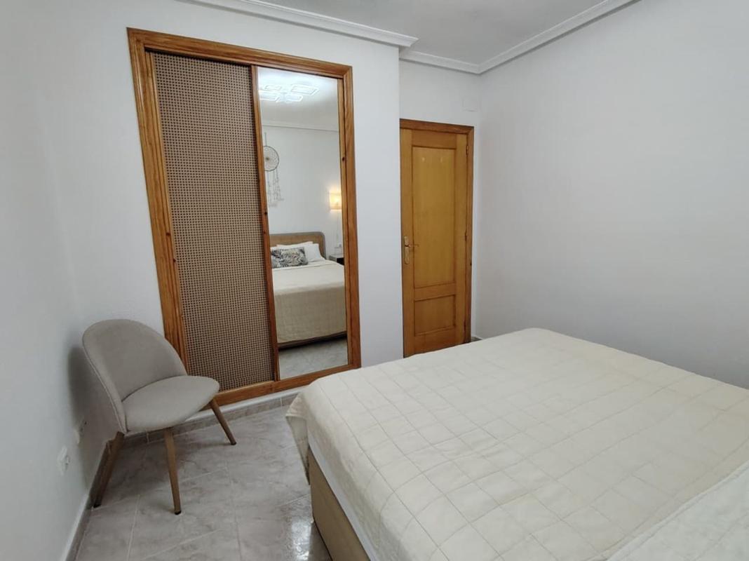 Sale of apartment in Calle Vicente Blasco Ibáñez, 114, Torrevieja
photo 4