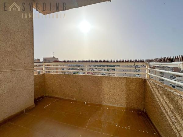 Sprzedaż mieszkania w Calle Joven Pura, Torrevieja
thumbnail 1