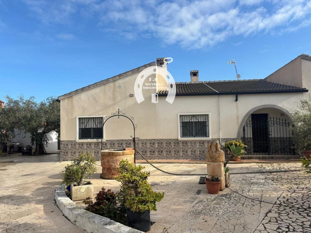 Properties for sale and rent in Spain photo 2