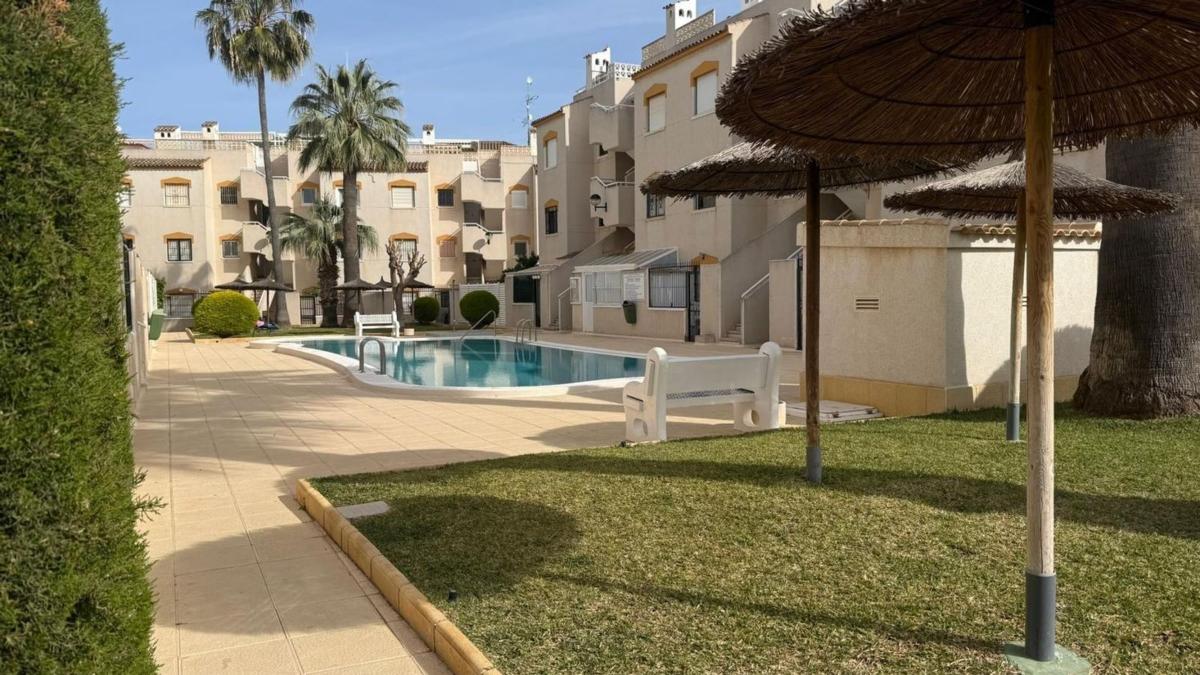 Sale of apartment in Lugar Urbanizacion Cala Dorada, Torrevieja
photo 4