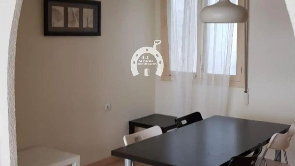 Venta de piso en Calle Reina Victoria, Elche / Elx
photo 3