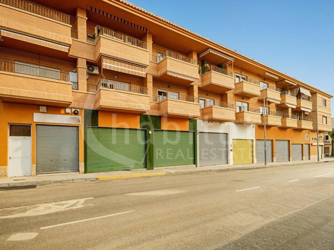 Venta de piso en Via Augusta, 108, Los Montesinos
photo 1