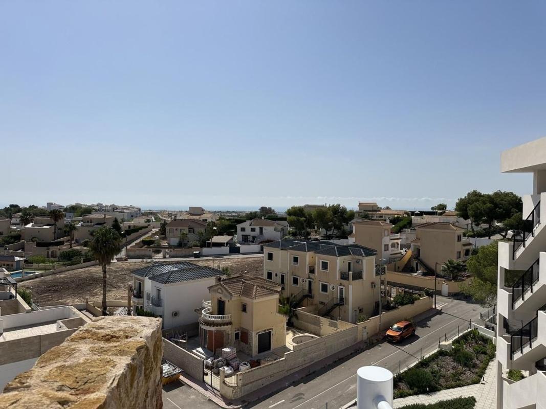Sprzedaż mieszkania w Calle Trevinca, Orihuela
photo 4