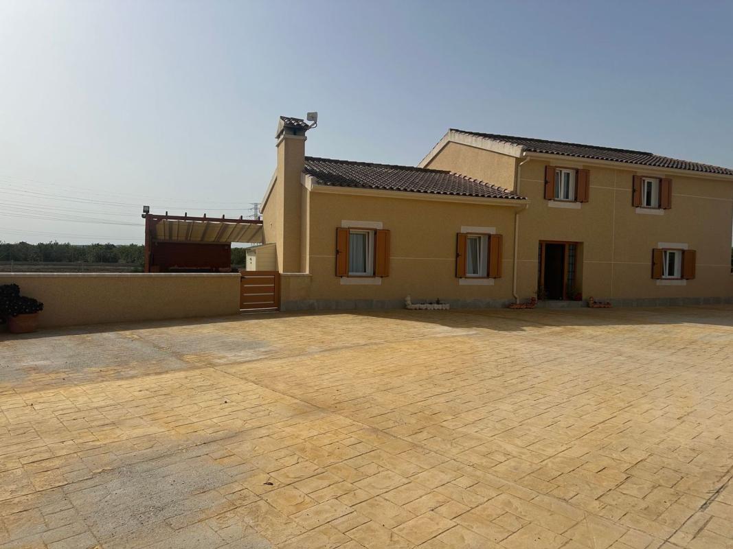 Properties for sale and rent in Spain photo 1