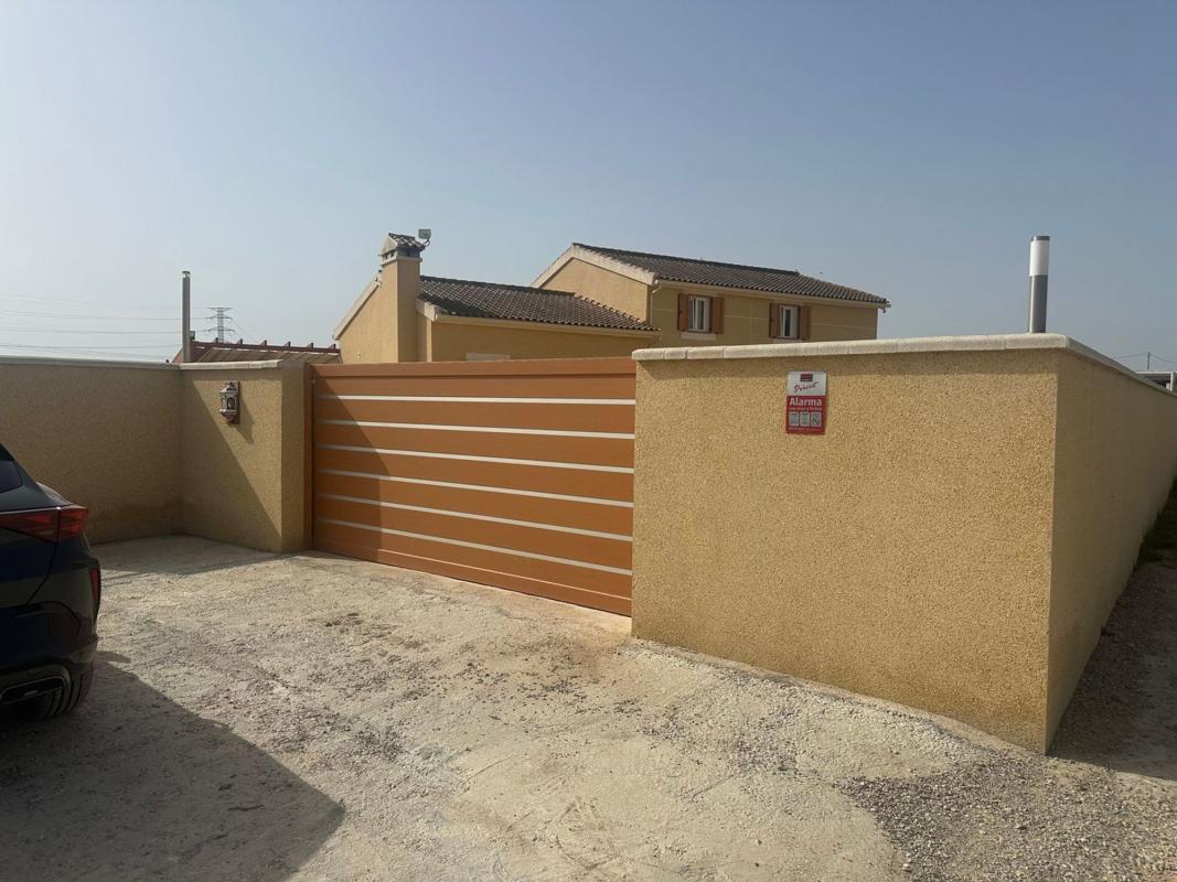 Properties for sale and rent in Spain photo 2