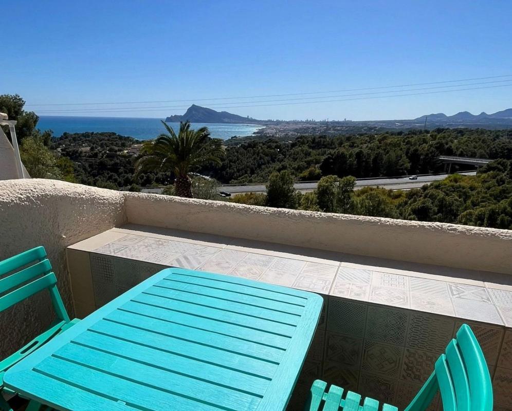 Venta de chalet adosado en  Zona de Mascarat , Altea photo 2