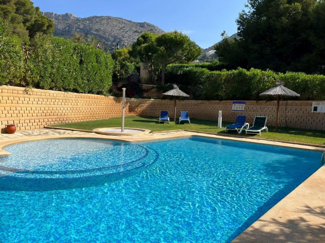 Venta de chalet adosado en  Zona de Mascarat , Altea photo 4