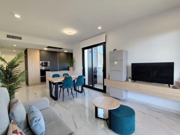 Venta de piso en Barrio Playa Flamenca, Orihuela
thumbnail 2