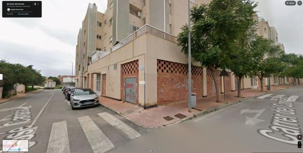 Local en calle del Convent, 81 photo 2